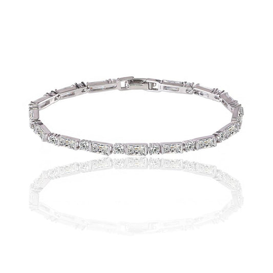 Dainty Cubic Zirconia Tennis Bracelet for Women with Emerald and Round